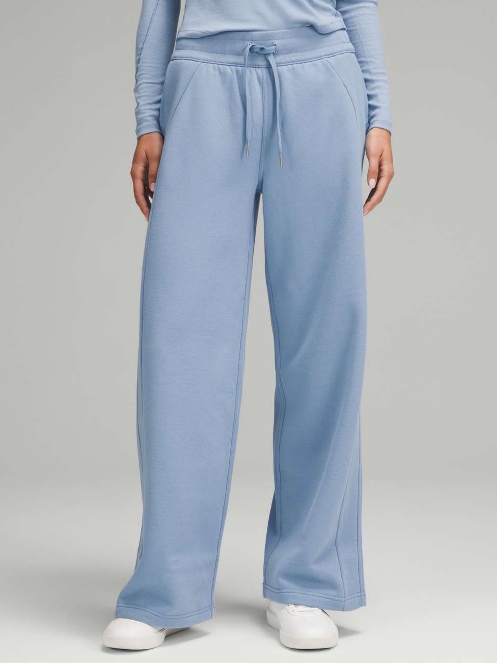 Lululemon Scuba Mid-Rise Wide-Leg Pant – Blue Willow – M SQUARE DOT